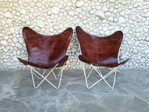 Pair vintage butterfly chairs by Jorge Ferrari Hardoy, disassembly possible, new covers