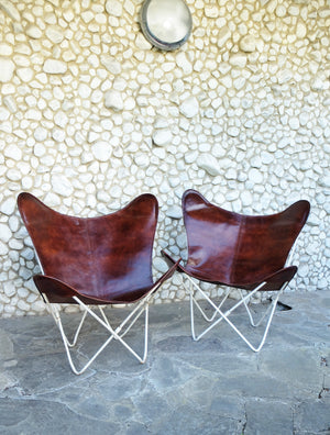 Pair vintage butterfly chairs by Jorge Ferrari Hardoy, disassembly possible, new covers