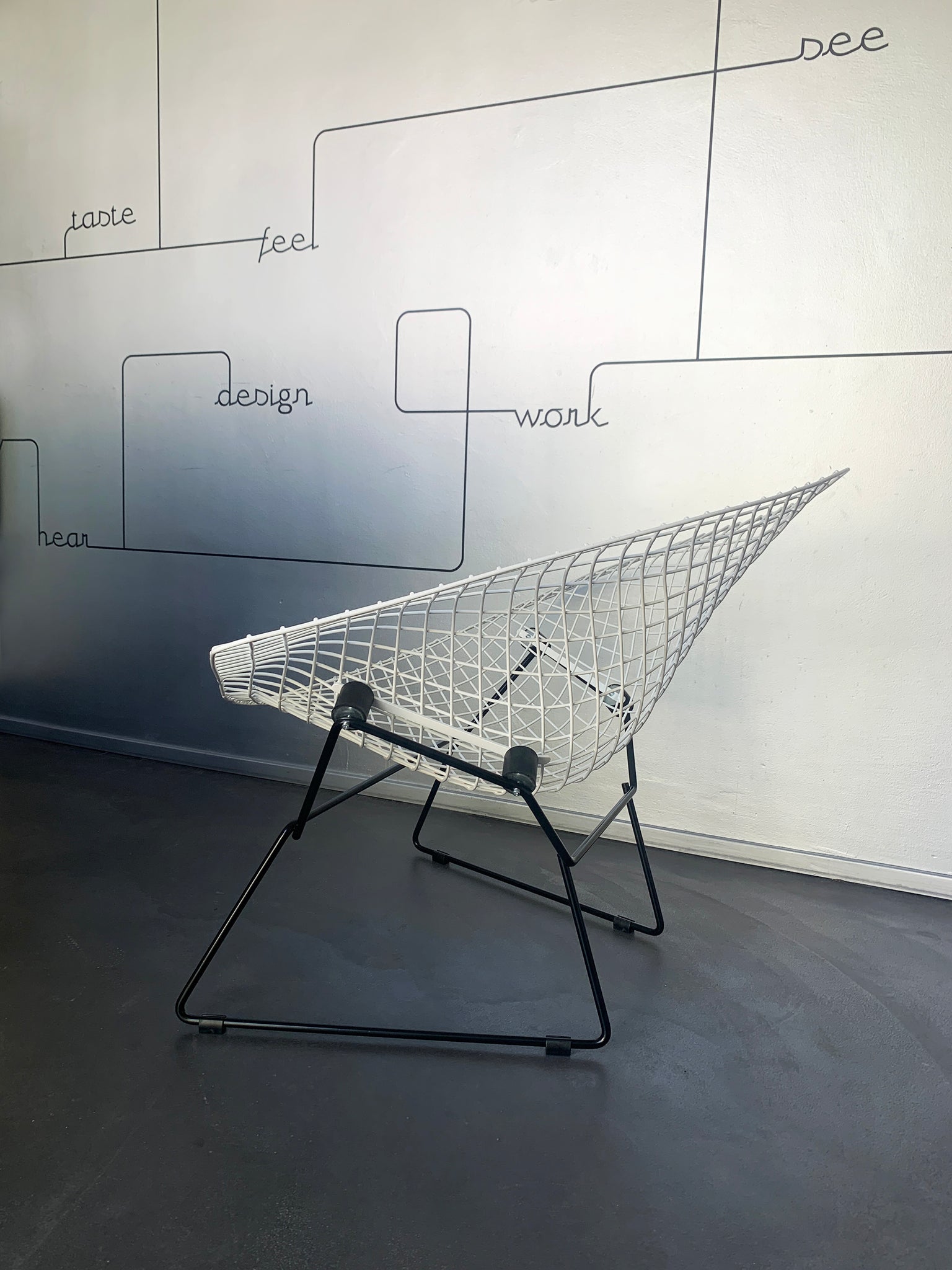 Big Diamond chair by Harry Bertoia for Knoll International 1960s, restored