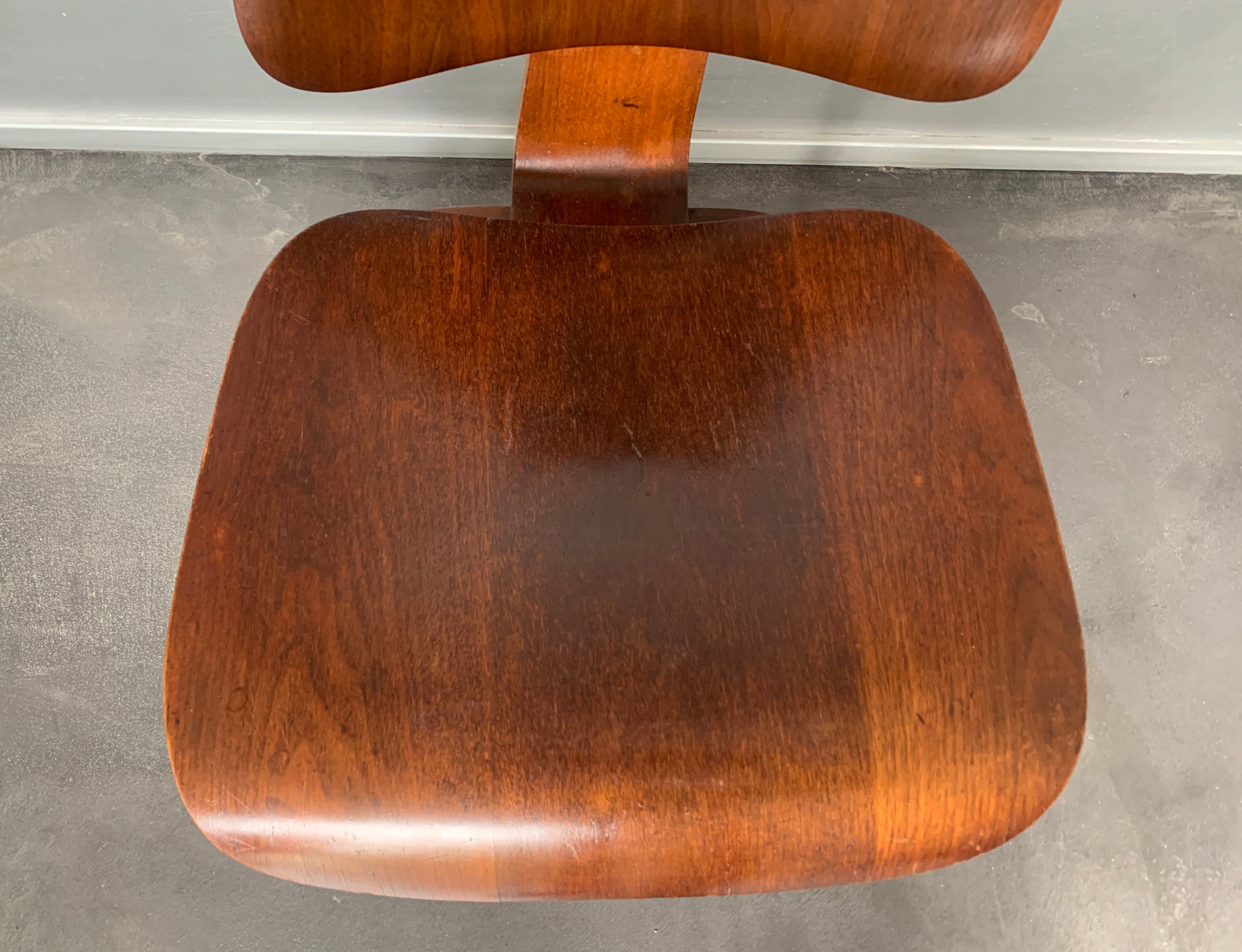 1945 DCW Dining Chair Wood, Charles & Ray Eames for Evans Plywood, with label