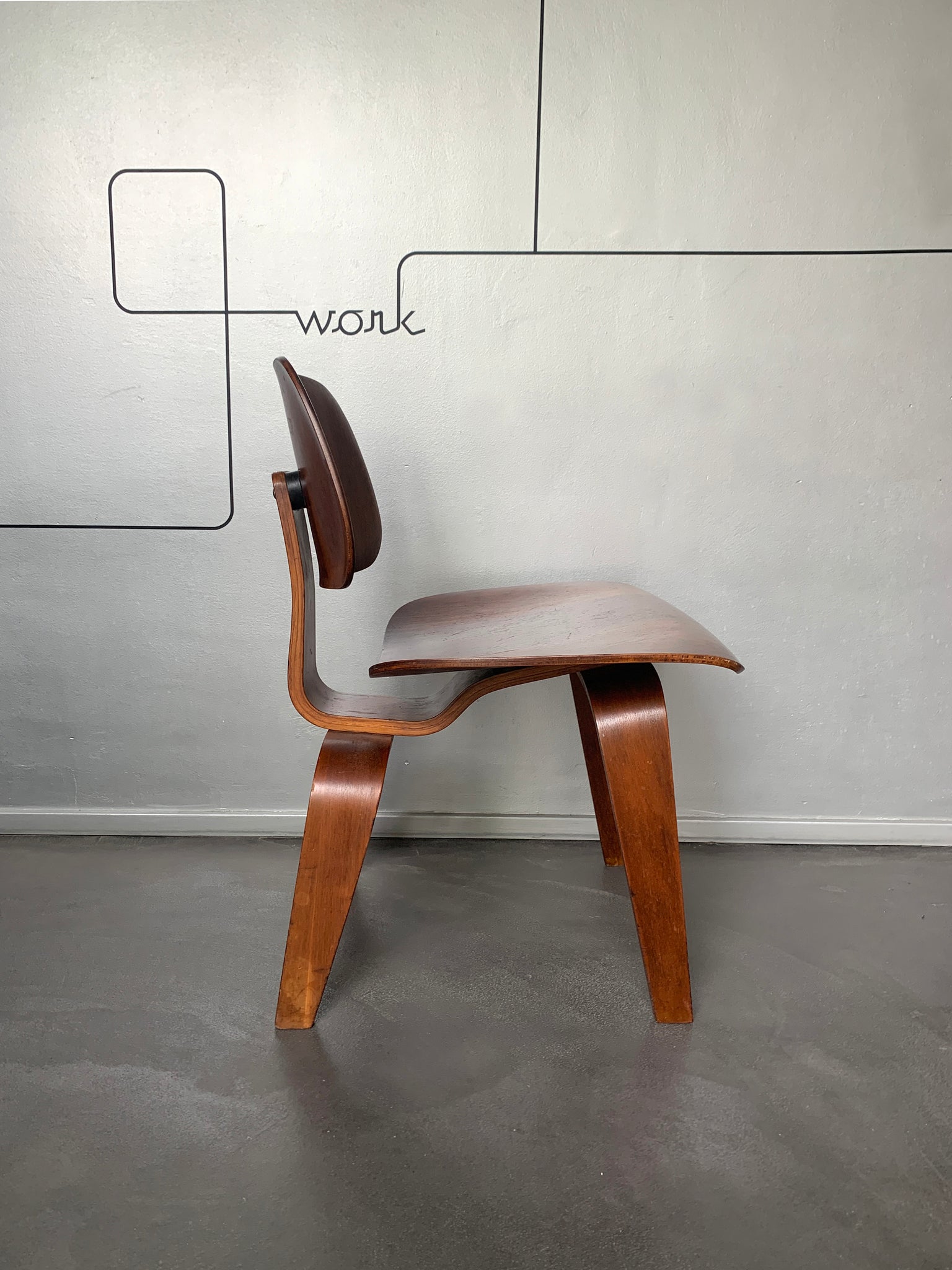 1945 DCW Dining Chair Wood, Charles & Ray Eames for Evans Plywood, with label