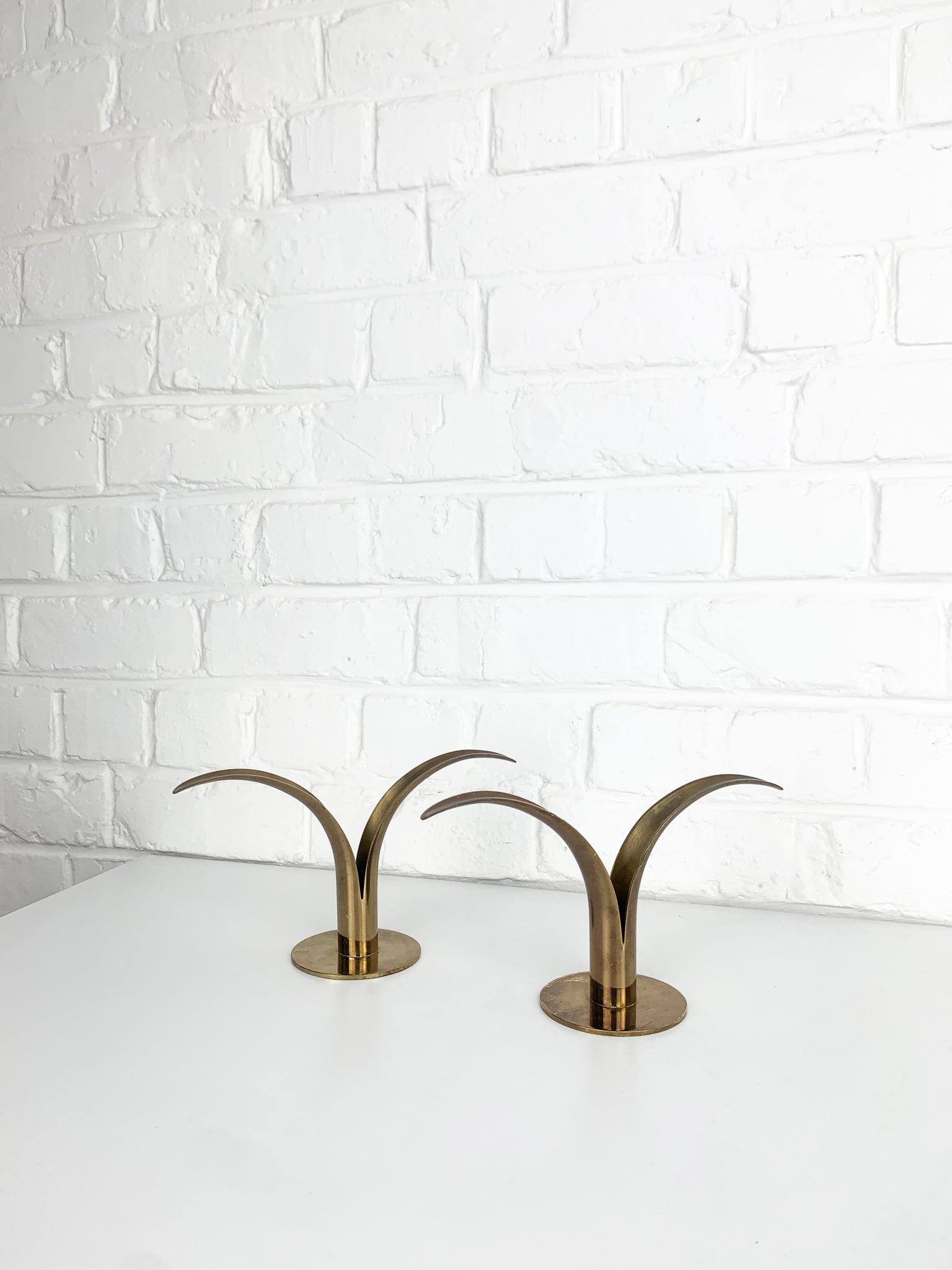 Pair Art Deco Lily Candlesticks in Brass by Ivar Ålenius Björk, Ystad-Metall Sweden