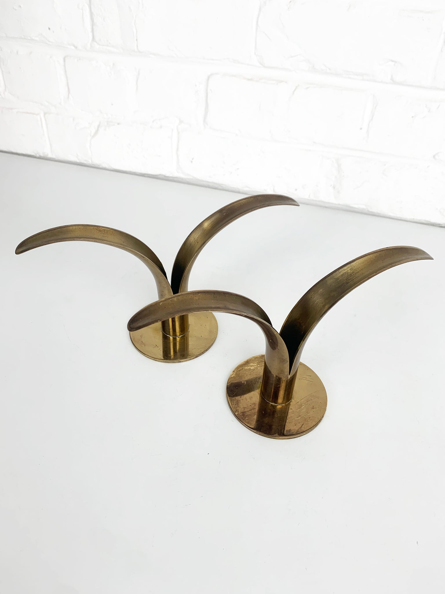 Pair Art Deco Lily Candlesticks in Brass by Ivar Ålenius Björk, Ystad-Metall Sweden