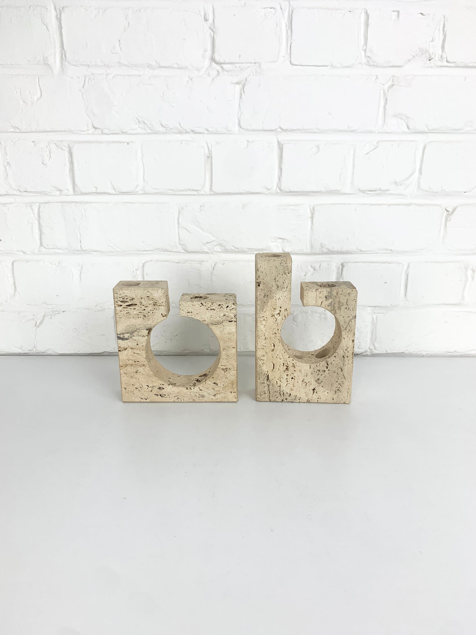 Pair Fratelli Mannelli brutalist candle holders in Travertine, 1970s