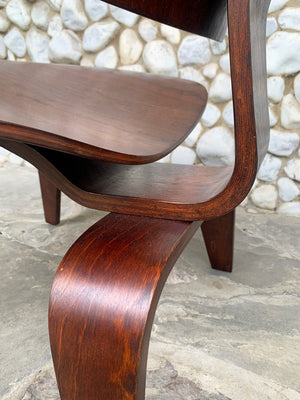 Pair LCW Lounge Chairs Wood Walnut, Charles & Ray Eames Evans / Herman Miller 1948-49