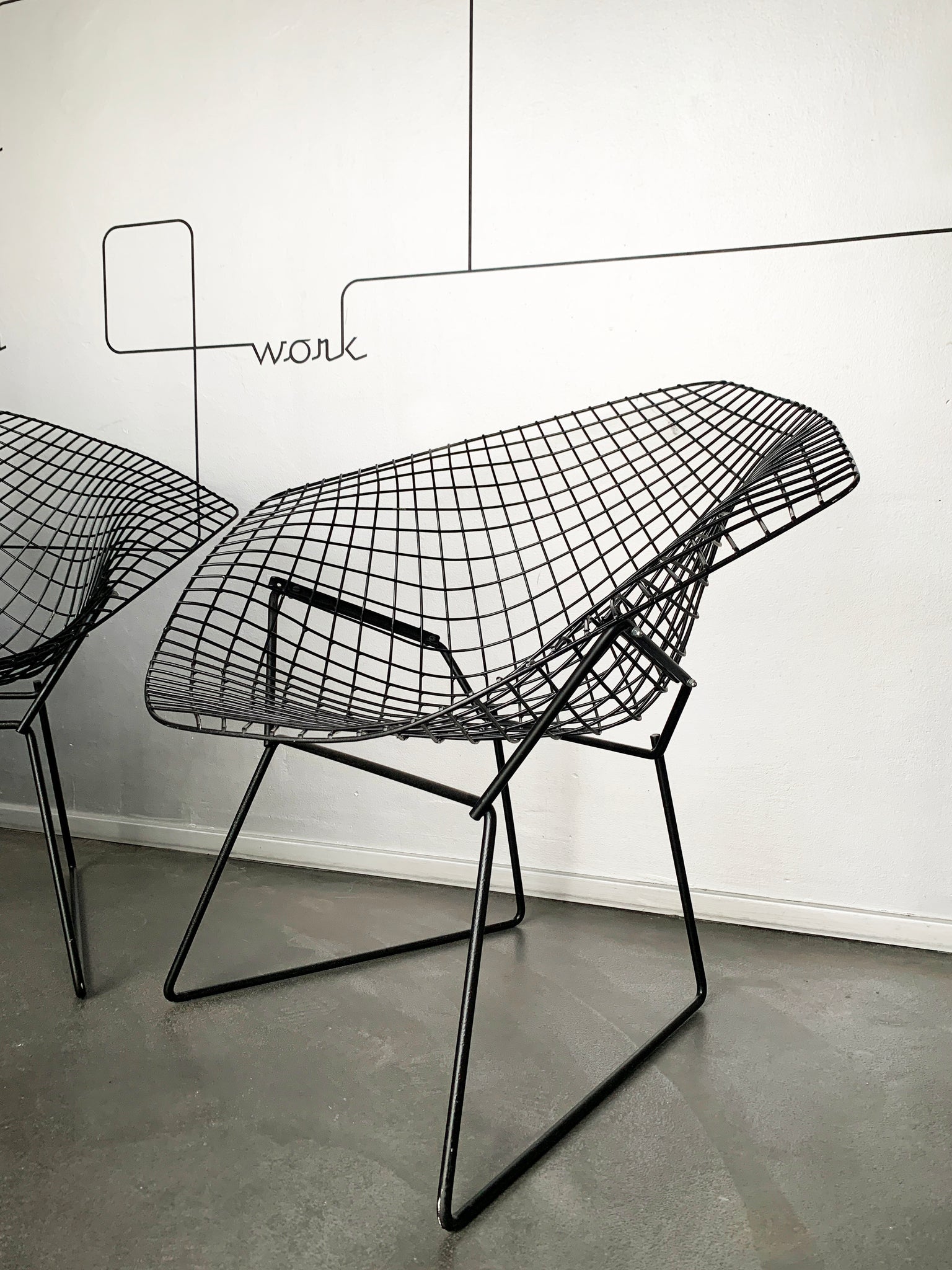 Pair of Diamond chairs, Harry Bertoia for Knoll International, 1960s