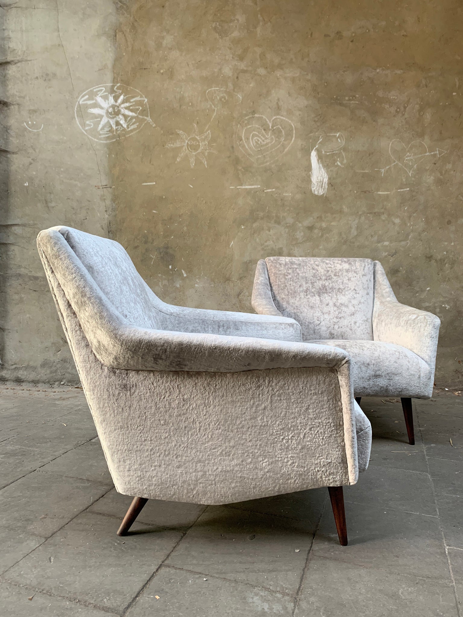 Carlo de Carli Lounge Chairs 1950s upholstered in Fendi Casa Velvet, Pair