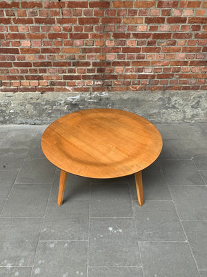 CTW Coffee Table in Ash Plywood, Charles & Ray Eames for Herman Miller / Evans, 1940s