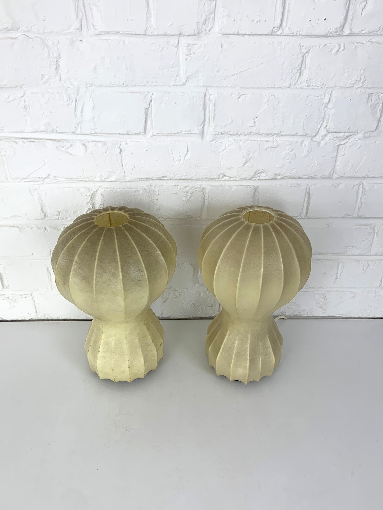 Pair small cocoon Gatto Table Lamps Achille & Pier Castiglioni Flos Italy 1960