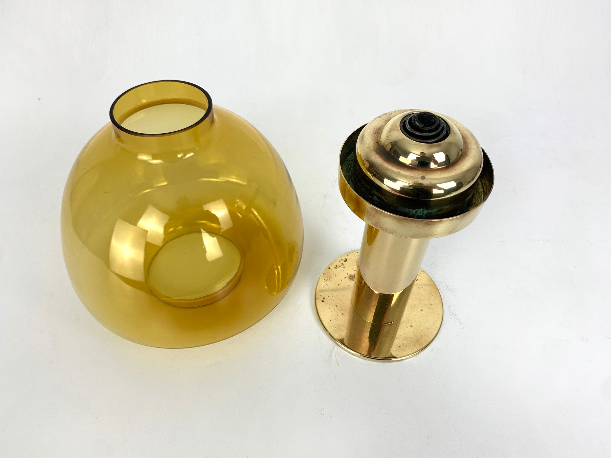 Candle-light L102/32 in Brass, Hans-Agne Jakobsson, AB Markaryd, Sweden, 1960s