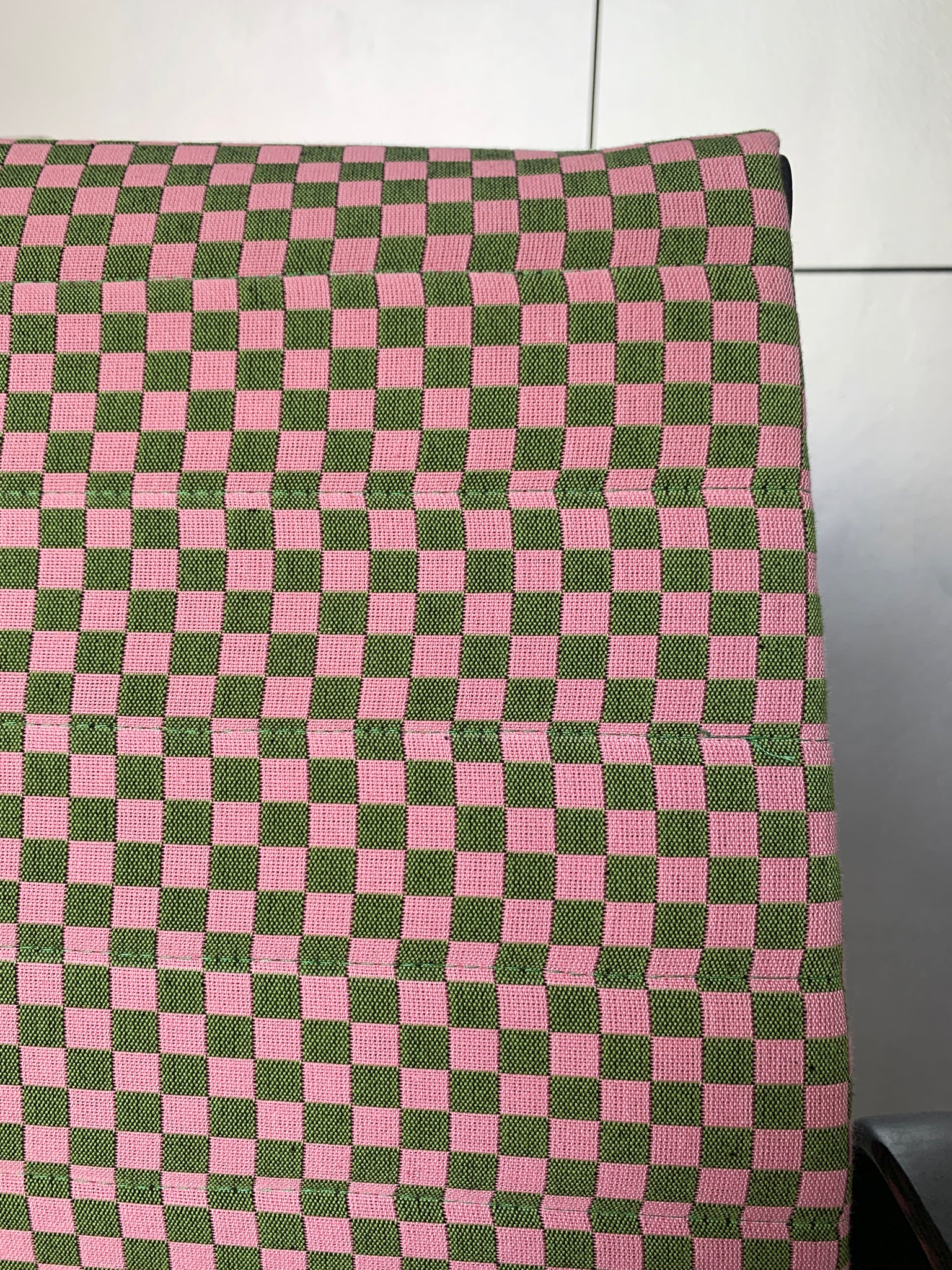 Eames EA117 Office Chair, Herman Miller 1960s – New Checker Fabric by Alexander Girard