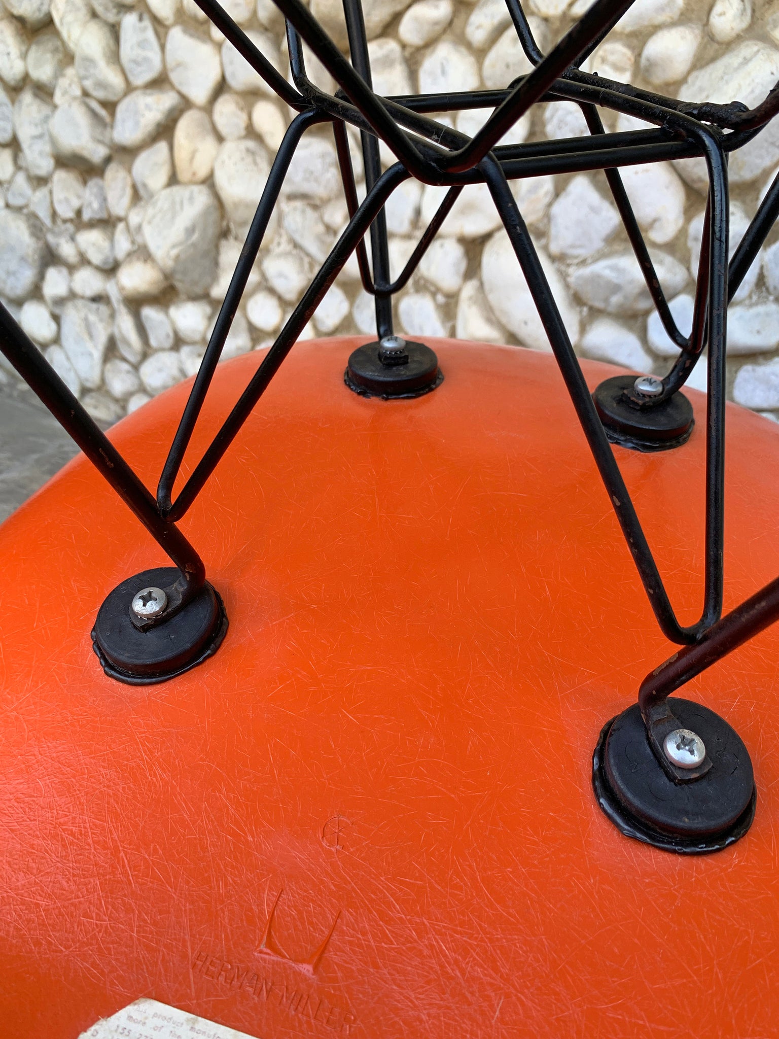 Eames DAR Chair Fiberglass on original Eiffel-base, Herman Miller, 1963