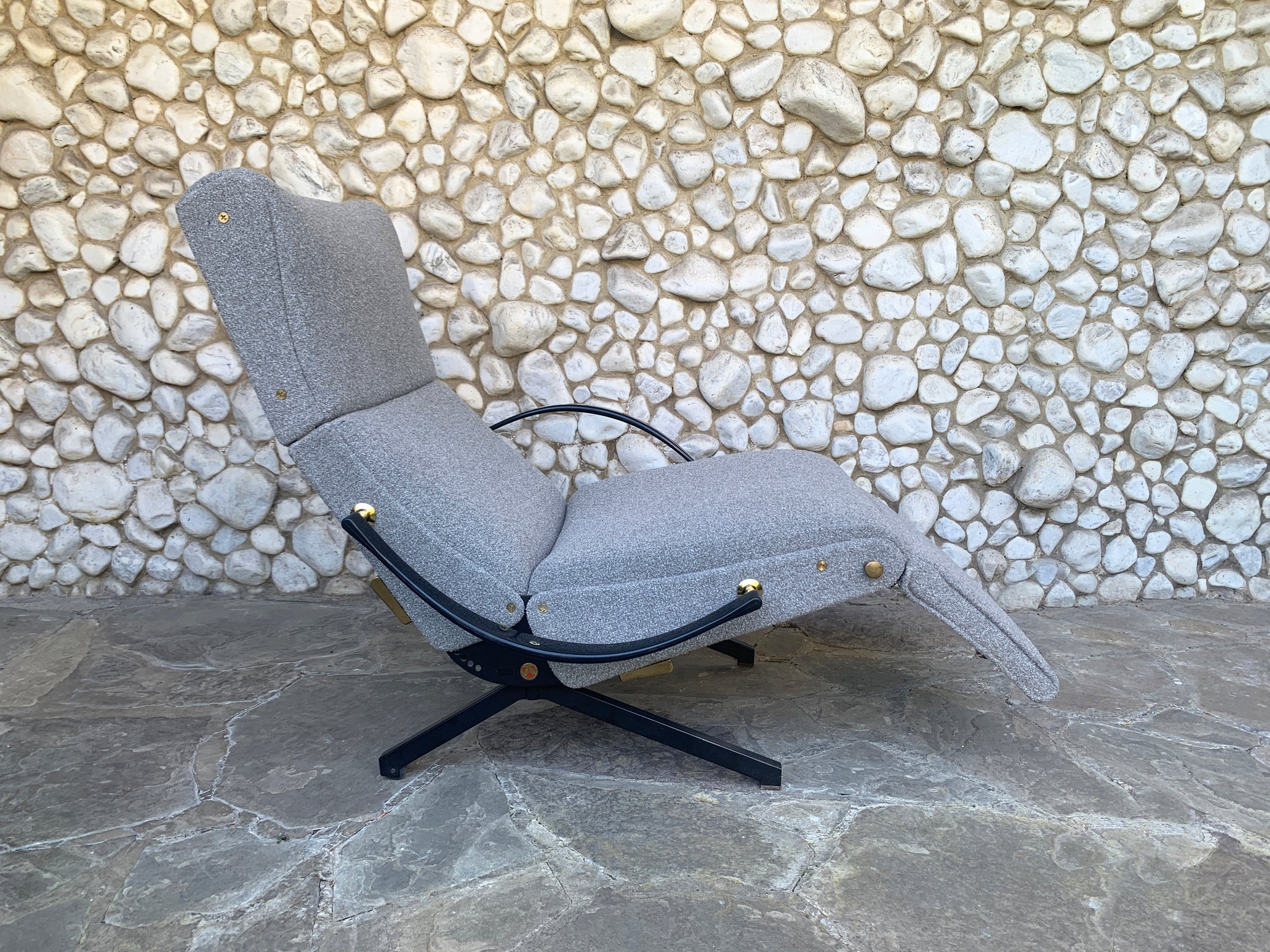 Osvaldo Borsani P40 Lounge Chair for Tecno, Italy 1950s, Reupholstered