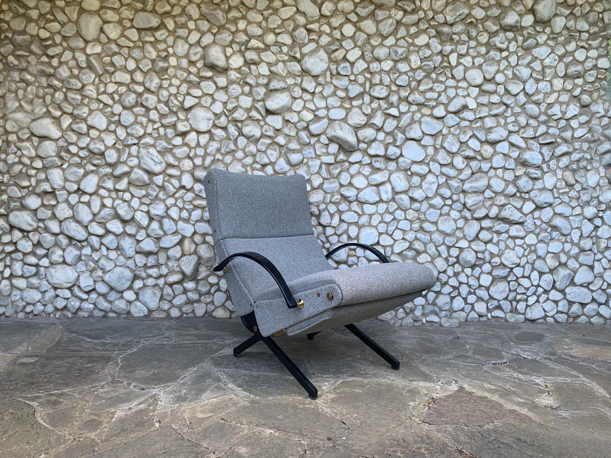 Osvaldo Borsani P40 Lounge Chair for Tecno, Italy 1950s, Reupholstered