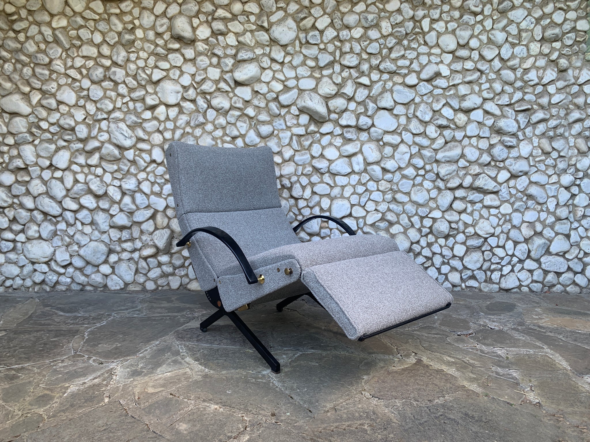 Osvaldo Borsani P40 Lounge Chair for Tecno, Italy 1950s, Reupholstered