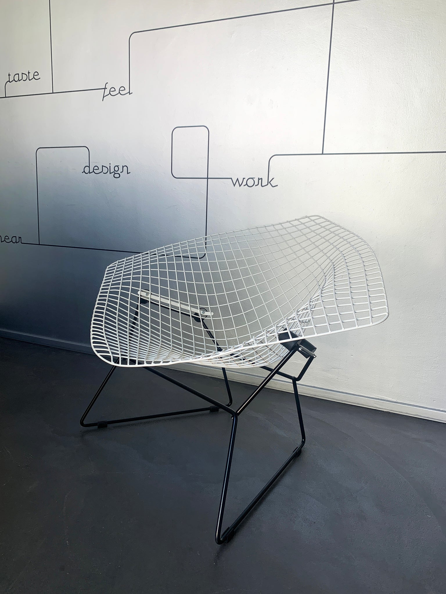 Big Diamond chair by Harry Bertoia for Knoll International 1960s, restored