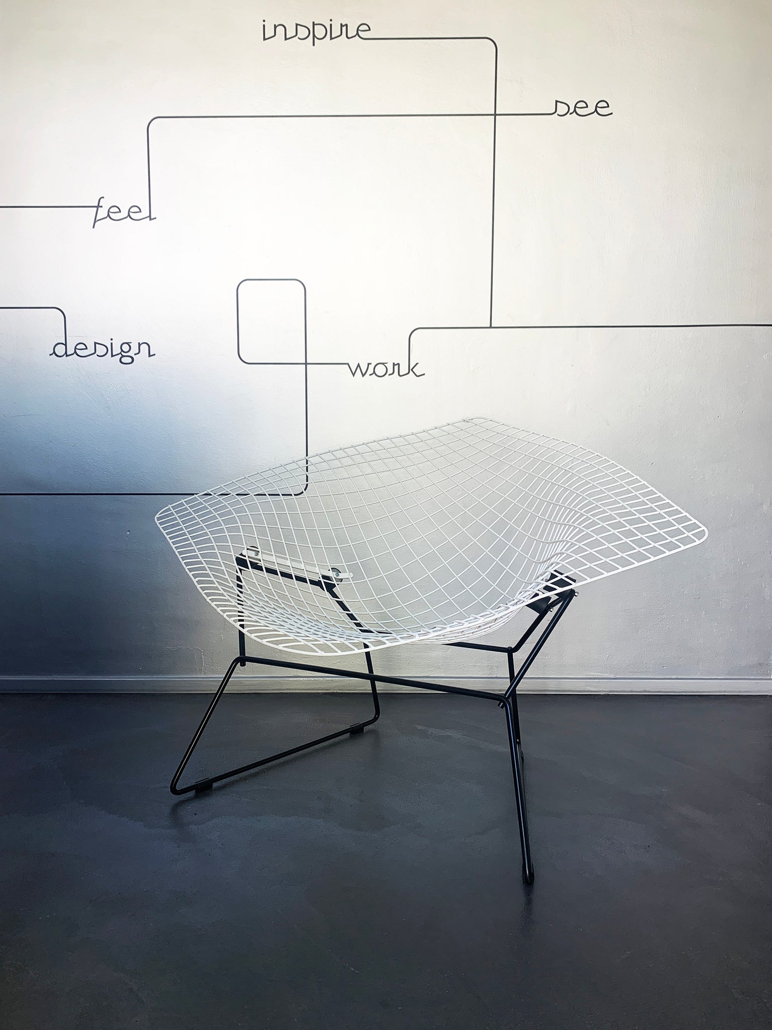 Big Diamond chair by Harry Bertoia for Knoll International 1960s, restored