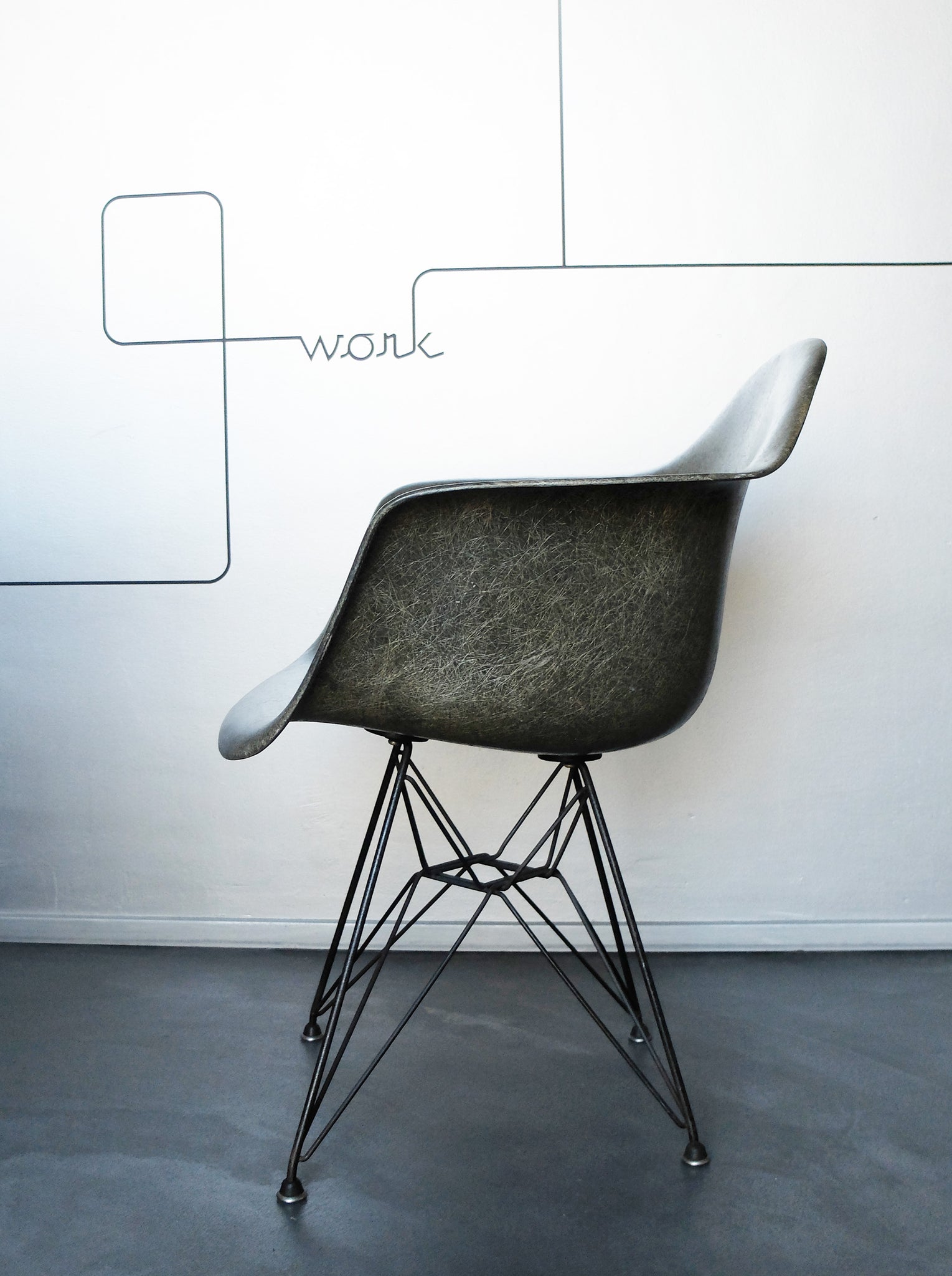 DAR Fiberglass Armchair with Rope-Edge on original Eiffel Base by Charles Eames for Zenith, pre Herman Miller 1950