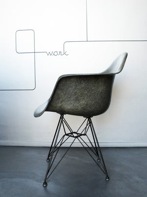 DAR Fiberglass Armchair with Rope-Edge on original Eiffel Base by Charles Eames for Zenith, pre Herman Miller 1950