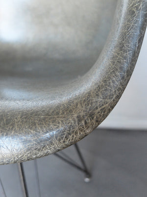 DAR Fiberglass Armchair with Rope-Edge on original Eiffel Base by Charles Eames for Zenith, pre Herman Miller 1950