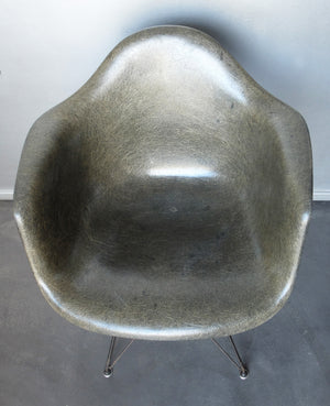 DAR Fiberglass Armchair with Rope-Edge on original Eiffel Base by Charles Eames for Zenith, pre Herman Miller 1950