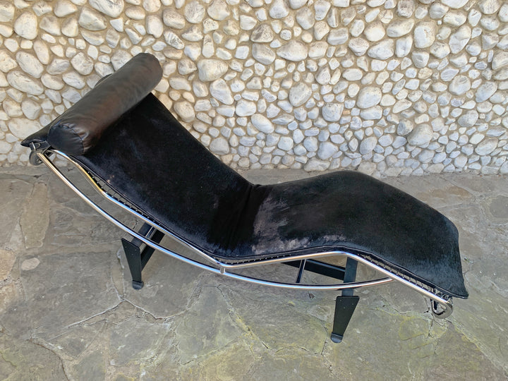 Chaise Longue LC4 Nr 1153 by Le Corbusier, Jeanneret & Perriand, Cassi –  Bert Mauritz