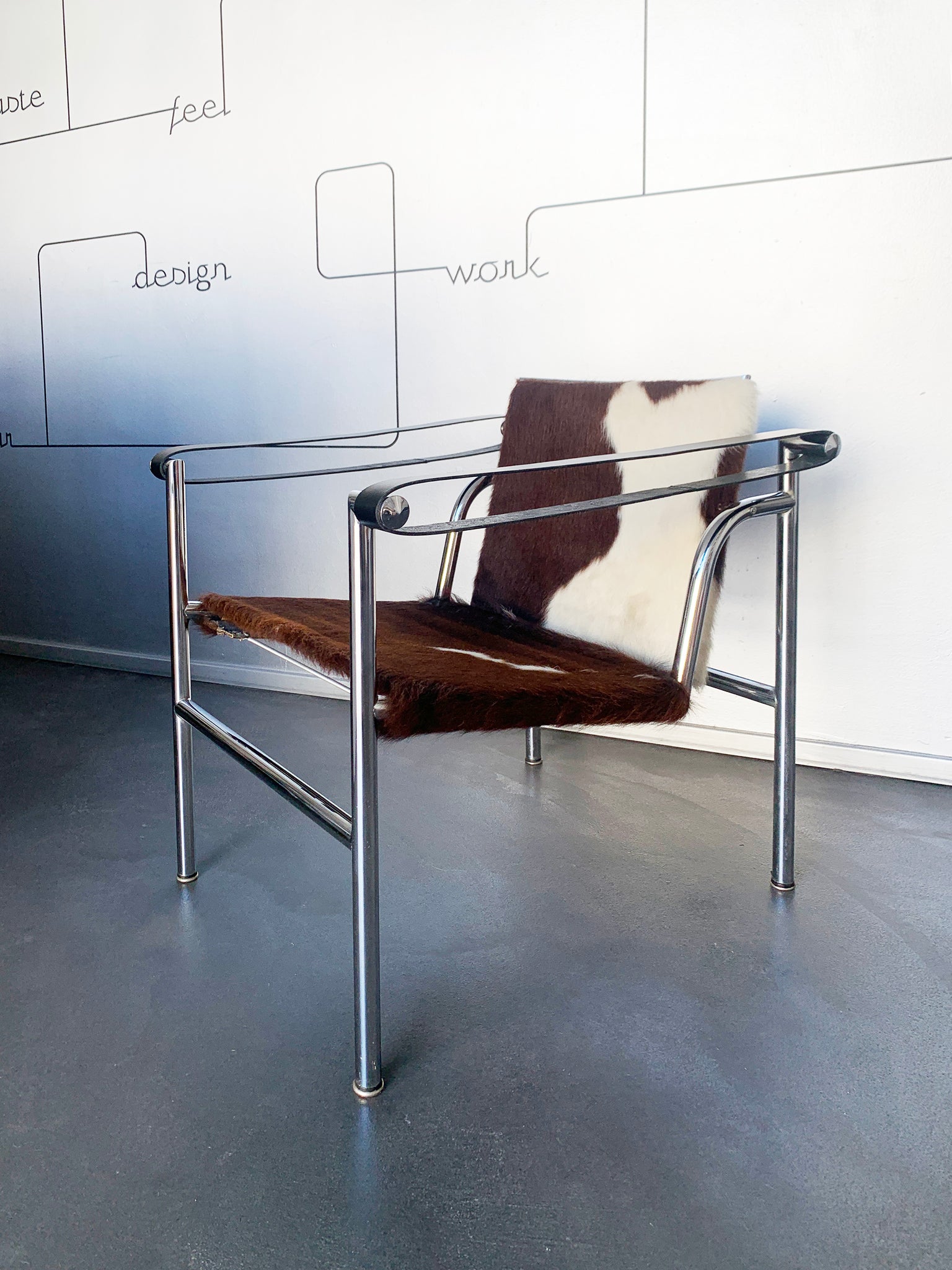 Early Early LC1 Chair by Le Corbusier, Pierre Jeanneret and Charlotte Perriand for Cassina, 1960